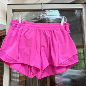 Hotty Hot low-Rise Lined Short 4" size 14